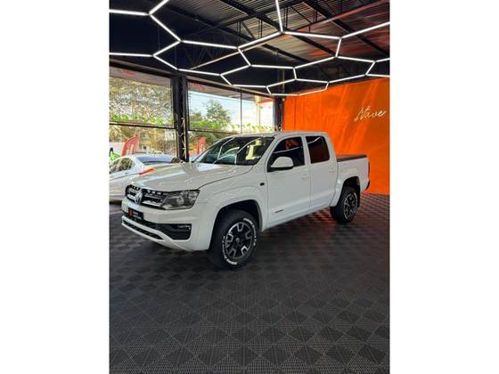 VOLKSWAGEN AMAROK 3.0 V6 TDI DIESEL COMFORTLINE CD 4MOTION AUTOMÁTICO